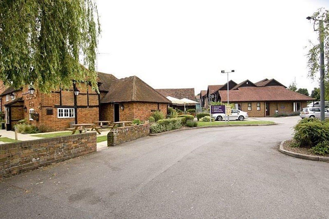 Premier Inn Premier Inn Sandhurst Sandhurst  Exteriör bild