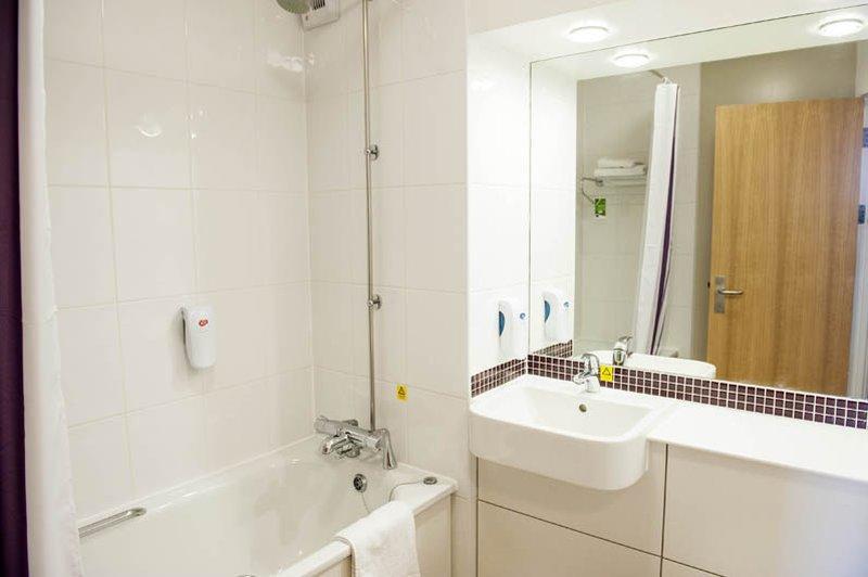 Premier Inn Premier Inn Sandhurst Sandhurst  Exteriör bild